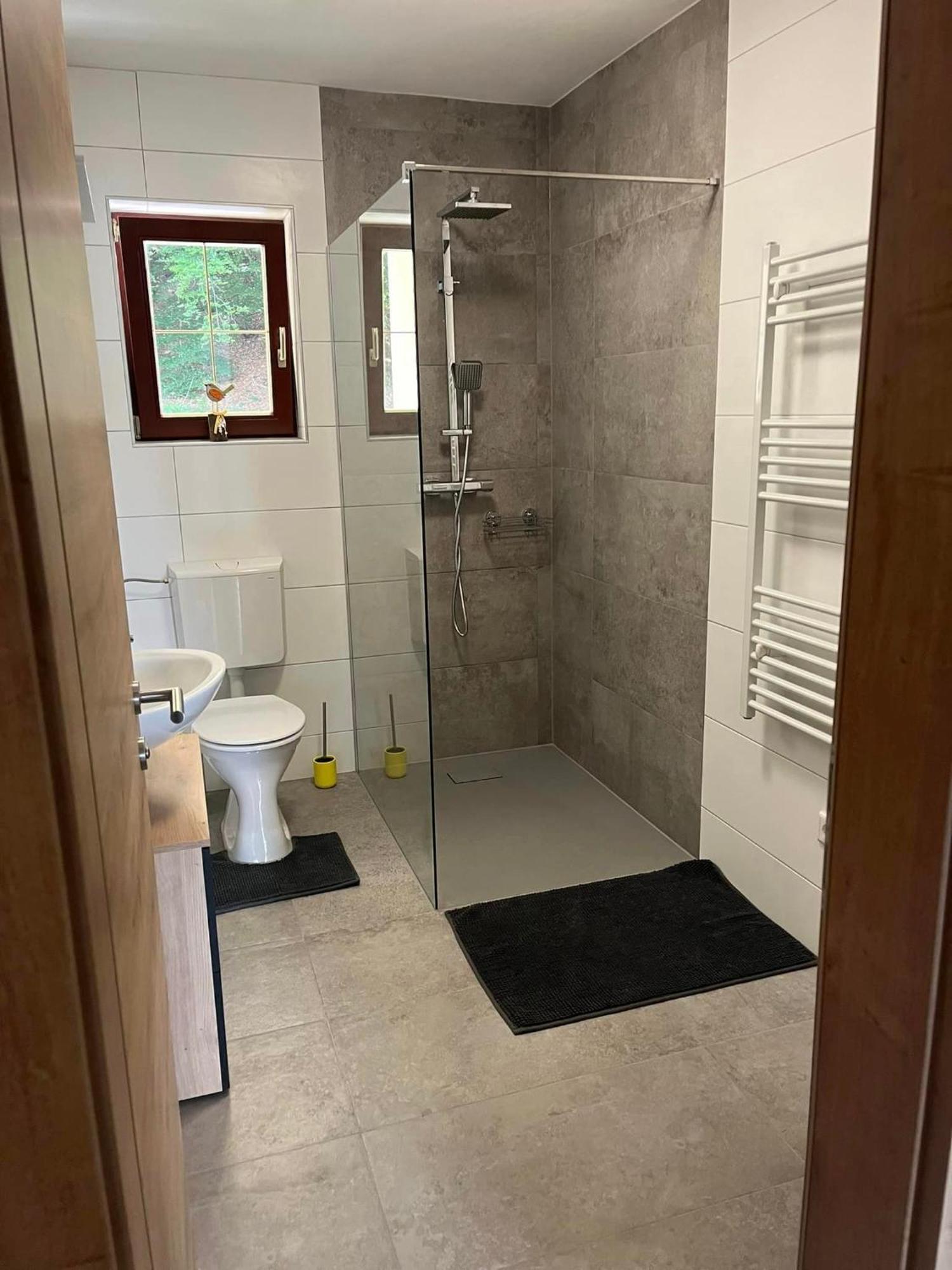 Appartamento Gastehaus Dollenz Tiebitsch Esterno foto
